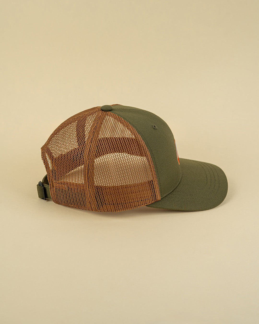 Alerces Trucker Hat